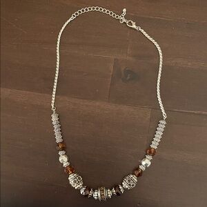 Chic Necklace Silver and Amber